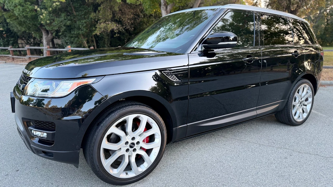 2015 Land Rover Range Rover Sport L494 - Image 3 of 31