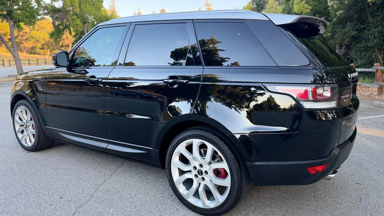 2015 Land Rover Range Rover Sport L494 - Image 23 of 31