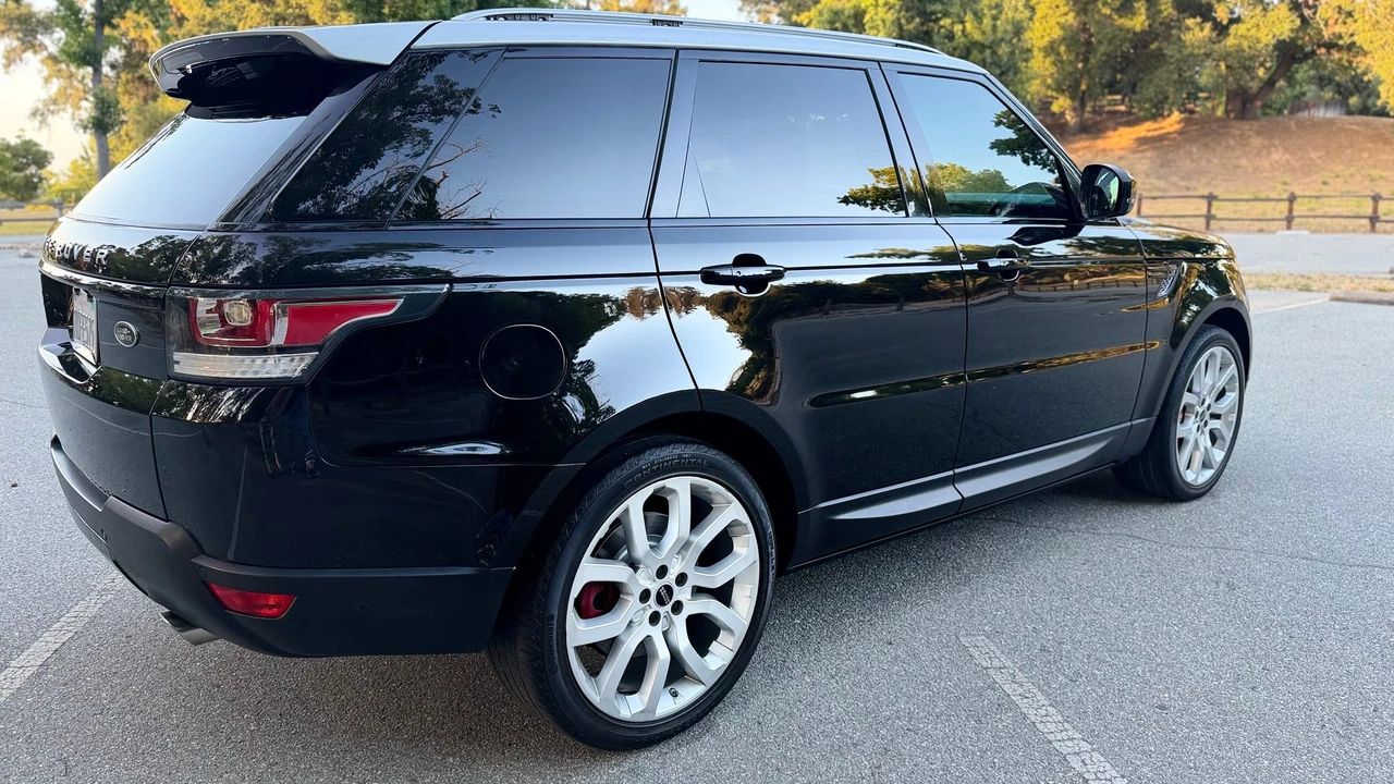 2015 Land Rover Range Rover Sport L494 - Image 15 of 31