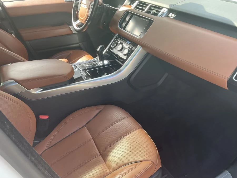 2015 Land Rover Range Rover L405 - Image 6 of 12