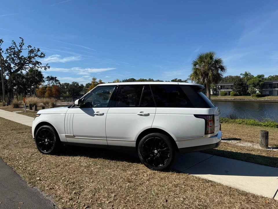 2015 Land Rover Range Rover L405 - Image 3 of 10