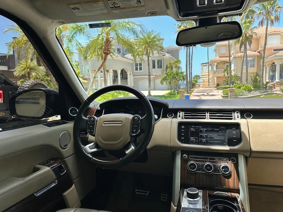 2015 Land Rover Range Rover L405 - Image 8 of 24
