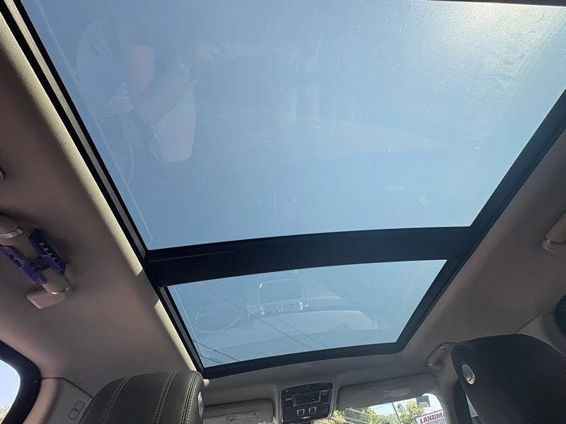 2015 Land Rover Range Rover L405 - Image 12 of 31