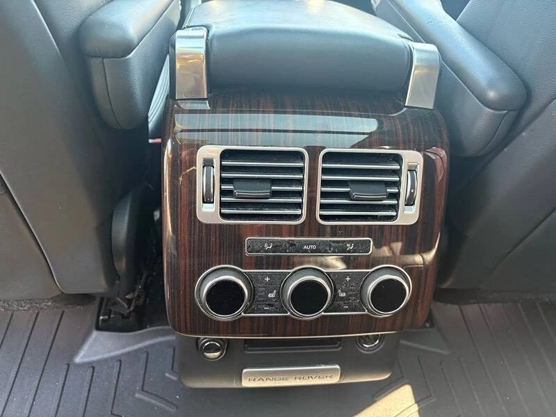 2015 Land Rover Range Rover L405 - Image 11 of 31