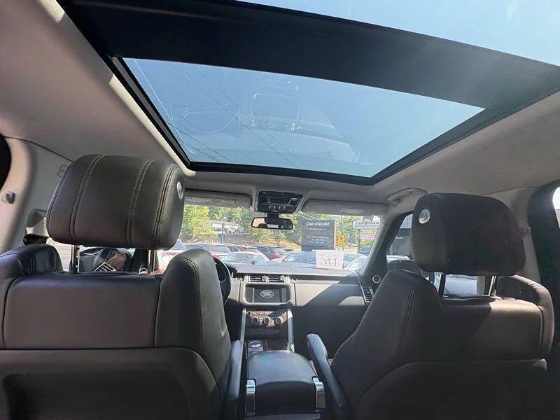 2015 Land Rover Range Rover L405 - Image 13 of 31