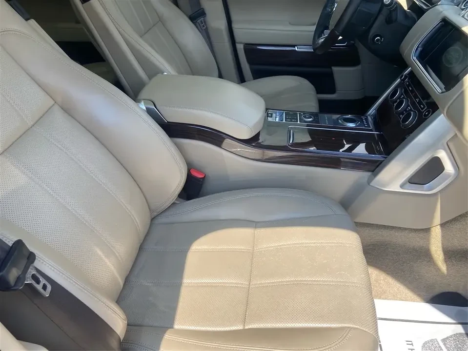 2015 Land Rover Range Rover L405 - Image 9 of 20