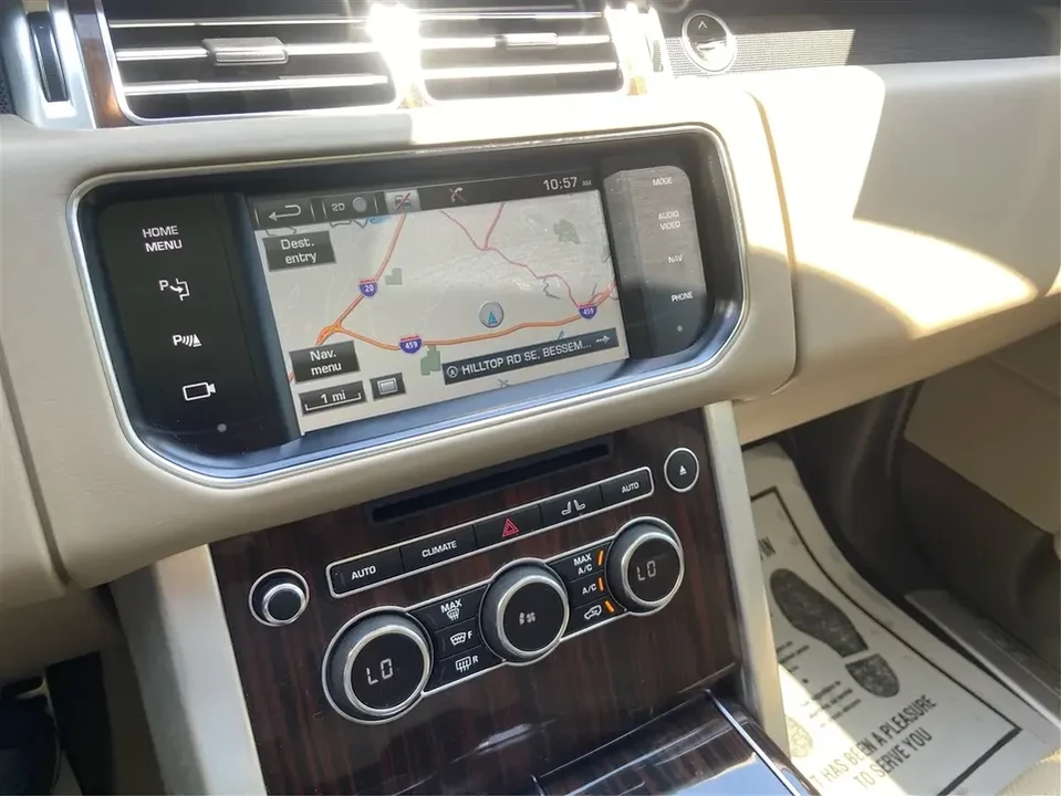2015 Land Rover Range Rover L405 - Image 13 of 20