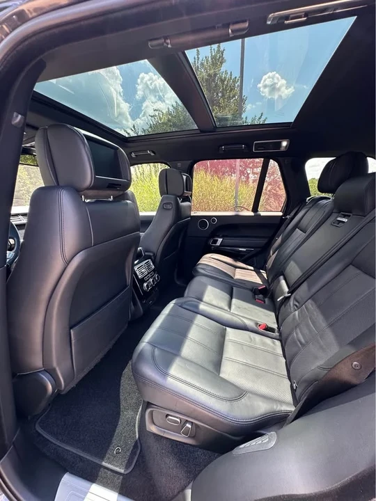 2015 Land Rover Range Rover L405 - Image 17 of 19