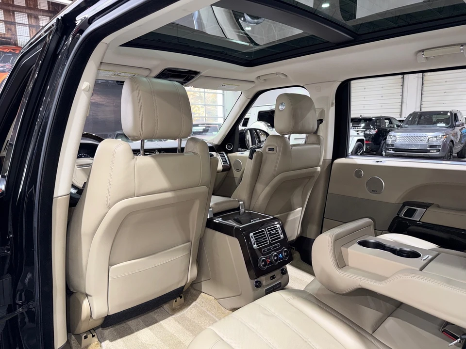 2015 Land Rover Range Rover L405 - Image 11 of 12