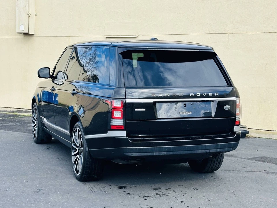 2015 Land Rover Range Rover L405 - Image 9 of 21