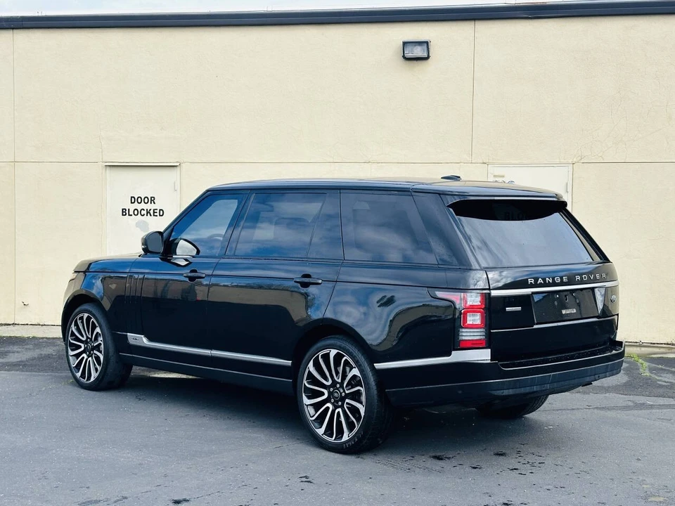 2015 Land Rover Range Rover L405 - Image 8 of 21