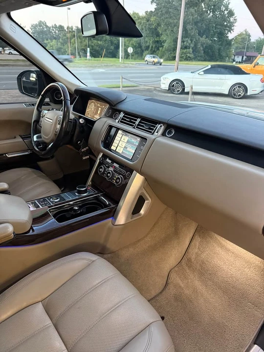 2015 Land Rover Range Rover L405 - Image 12 of 20