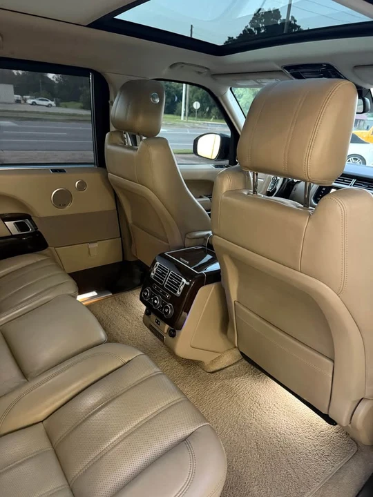 2015 Land Rover Range Rover L405 - Image 10 of 20