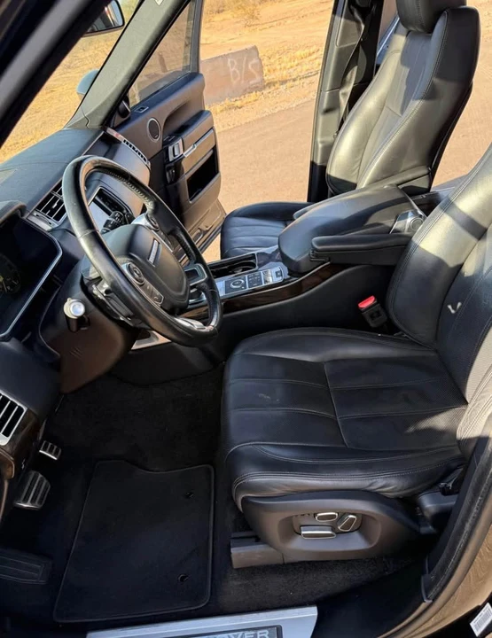 2015 Land Rover Range Rover L405 - Image 11 of 15