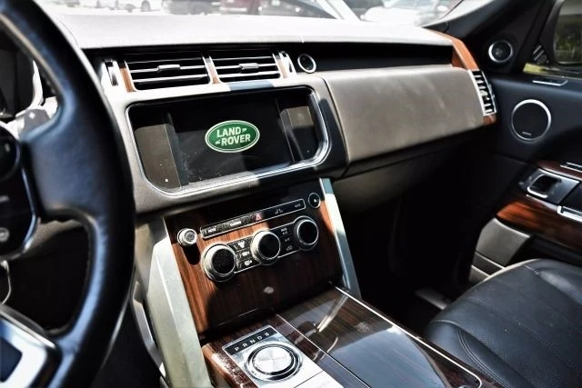 2015 Land Rover Range Rover L405 - Image 11 of 21