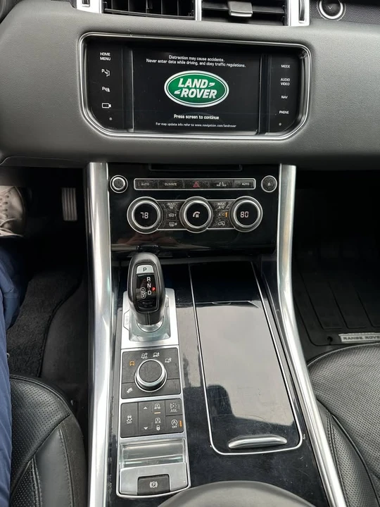 2015 Land Rover Range Rover L405 - Image 12 of 15
