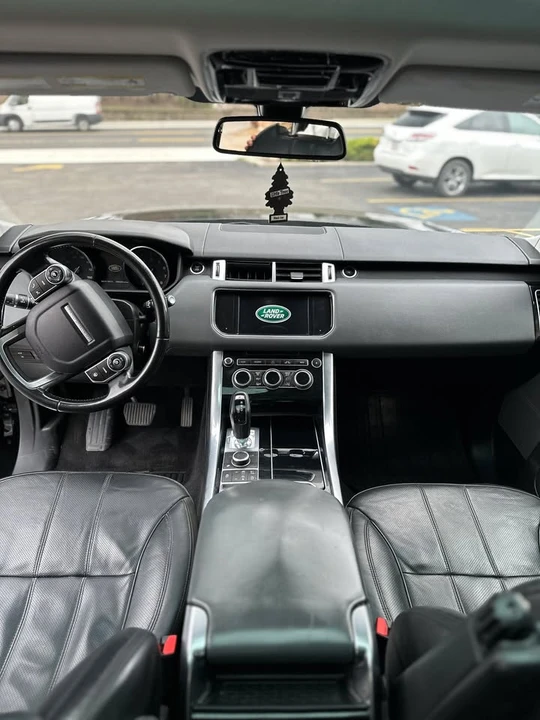 2015 Land Rover Range Rover L405 - Image 9 of 15