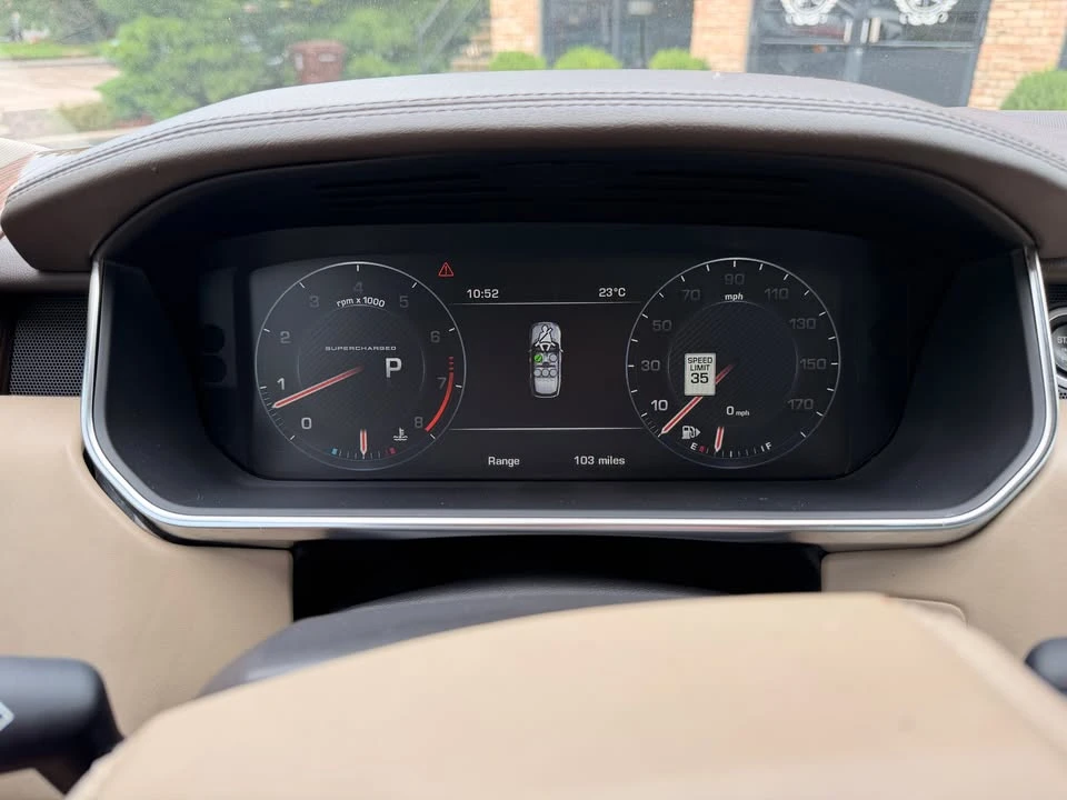 2015 Land Rover Range Rover L405 - Image 8 of 11