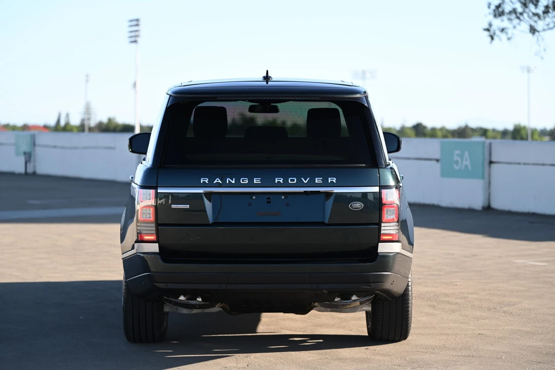 2015 Land Rover Range Rover L405 - Image 10 of 31