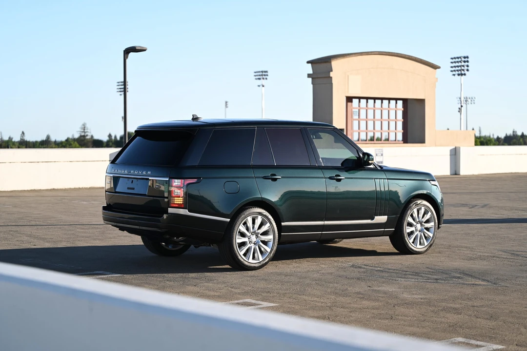 2015 Land Rover Range Rover L405 - Image 13 of 31