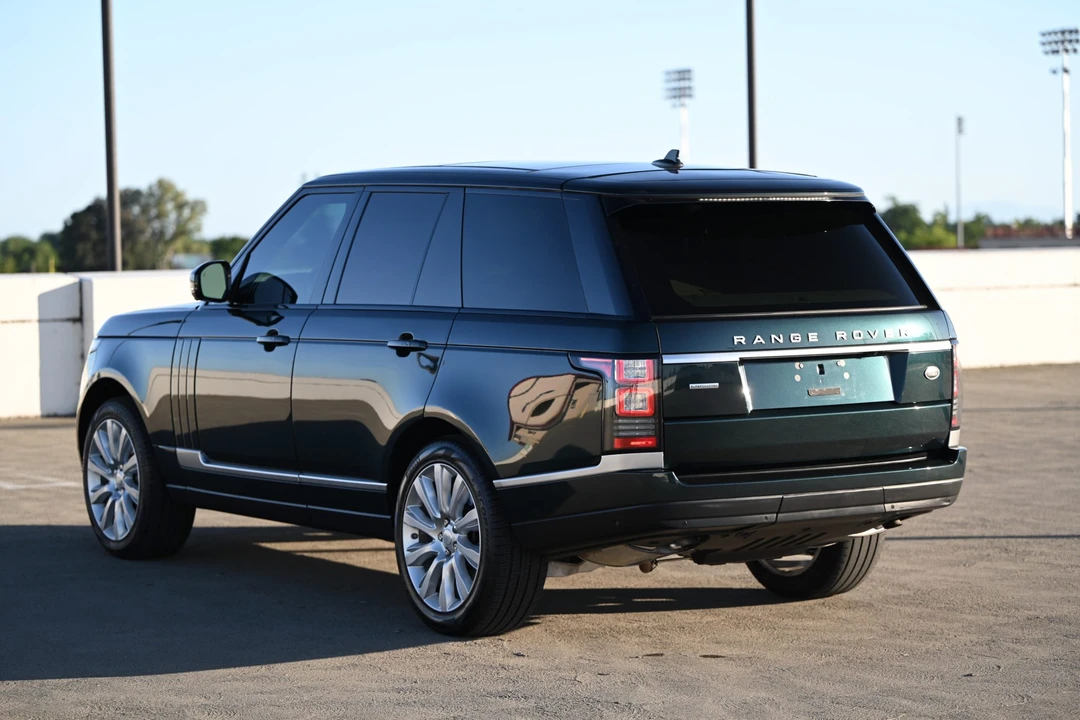 2015 Land Rover Range Rover L405 - Image 8 of 31