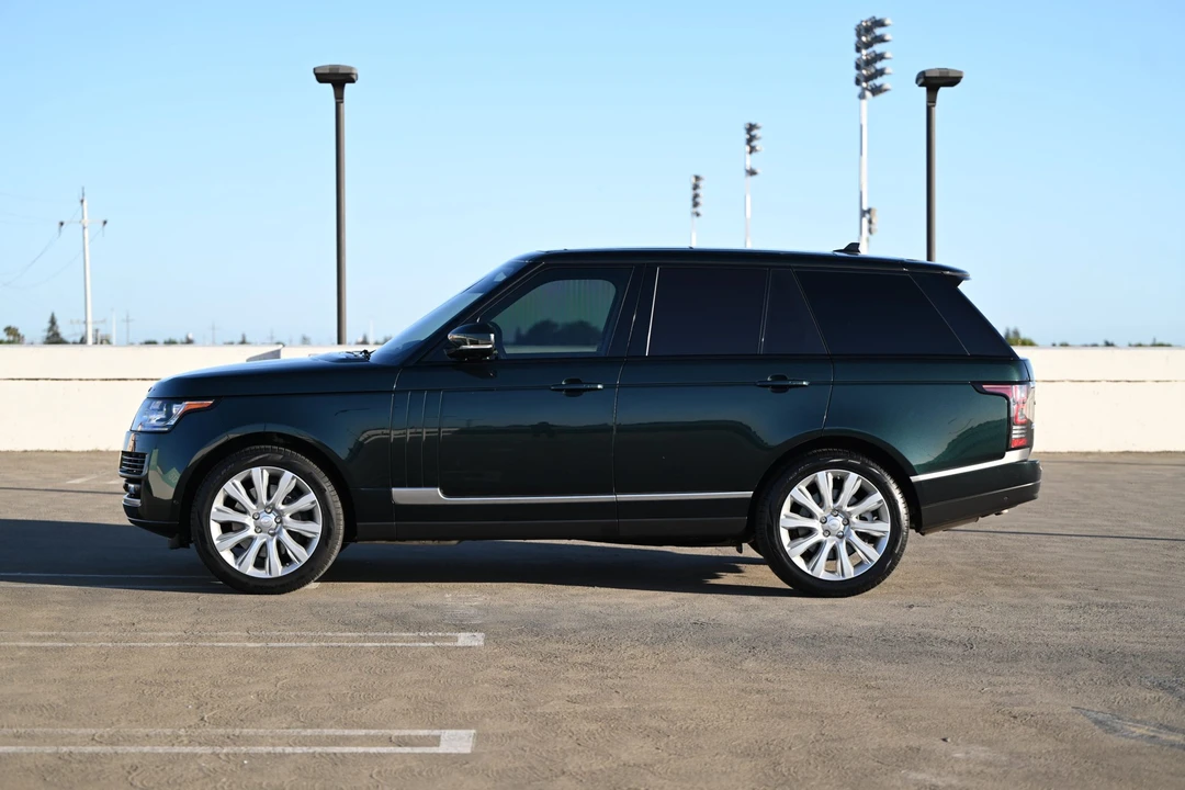 2015 Land Rover Range Rover L405 - Image 5 of 31