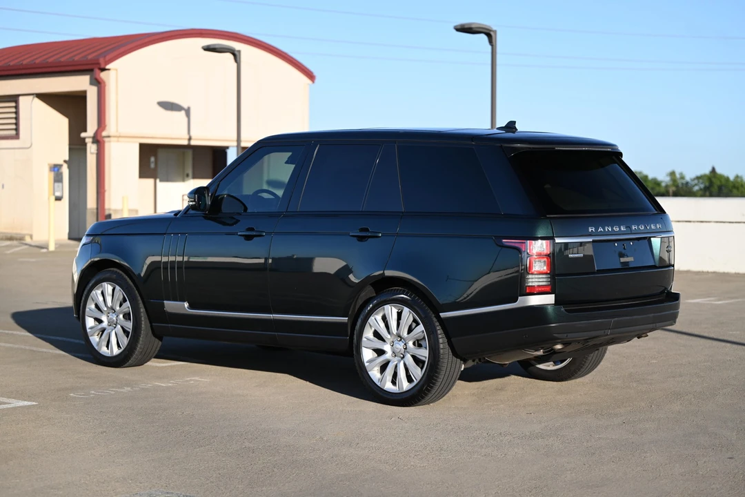 2015 Land Rover Range Rover L405 - Image 6 of 31