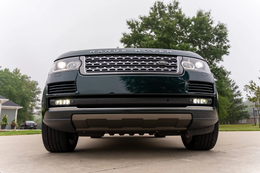 2015 Land Rover Range Rover L405 - Image 14 of 31
