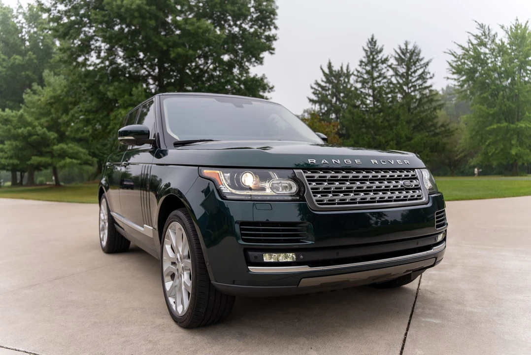 2015 Land Rover Range Rover L405 - Image 13 of 31