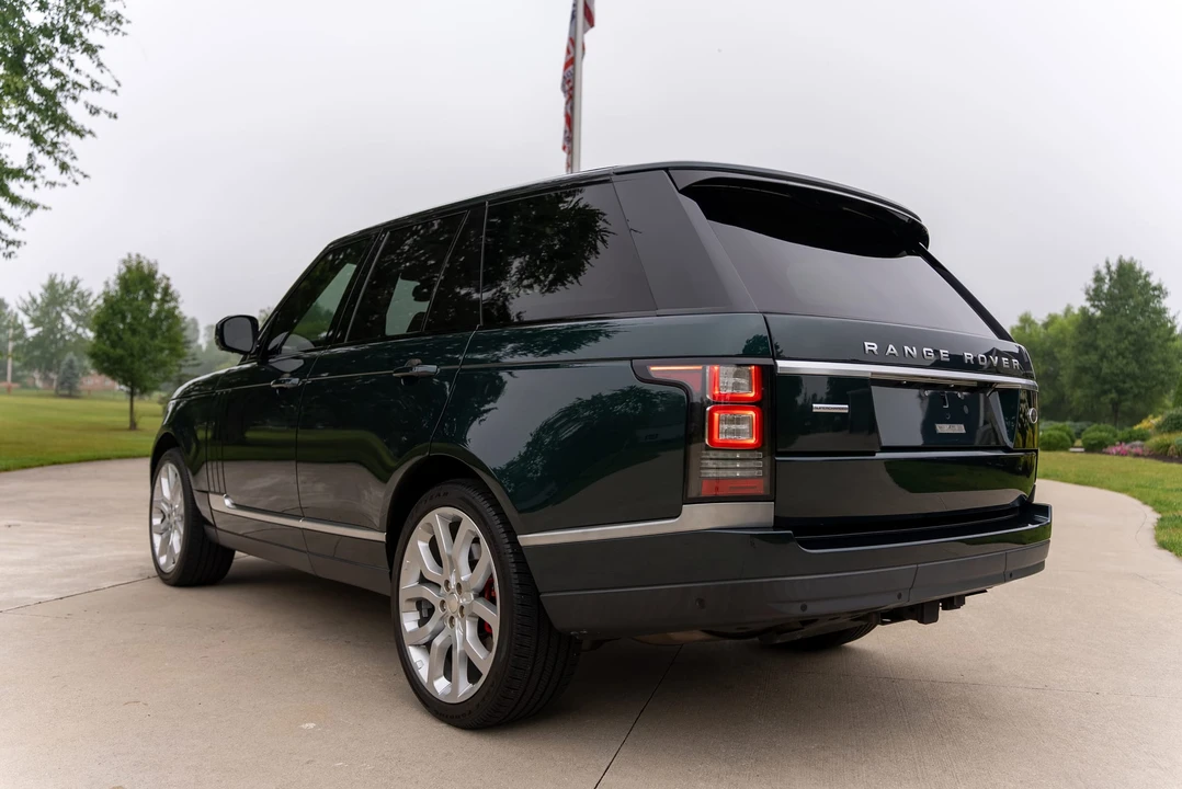 2015 Land Rover Range Rover L405 - Image 6 of 31