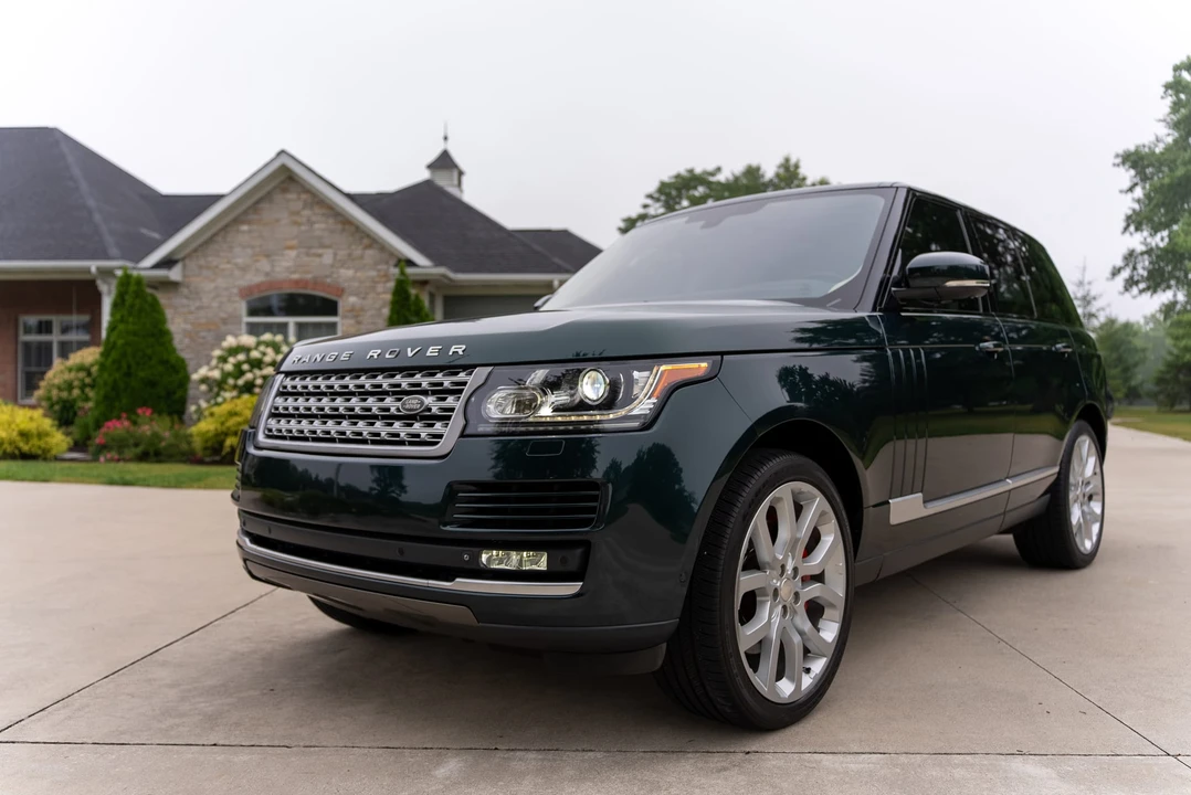 2015 Land Rover Range Rover L405 - Image 3 of 31