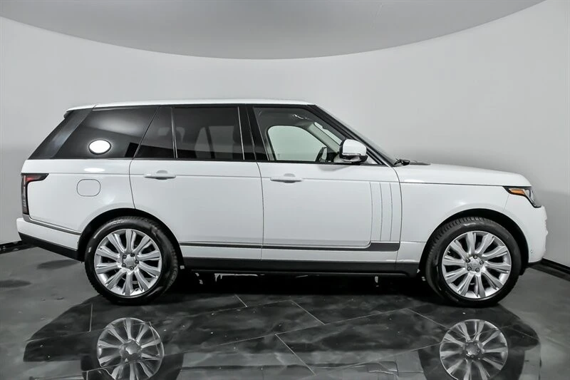 2015 Land Rover Range Rover L405 - Image 10 of 31