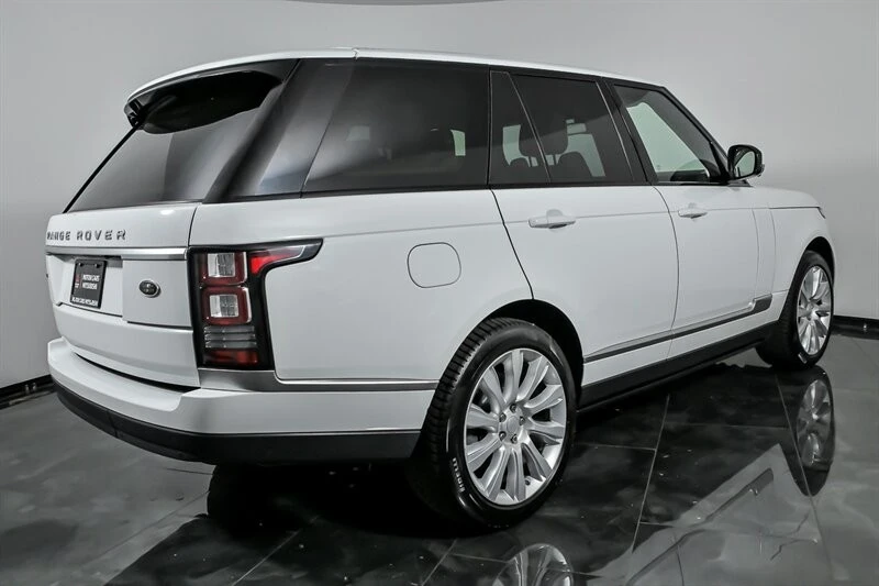 2015 Land Rover Range Rover L405 - Image 9 of 31