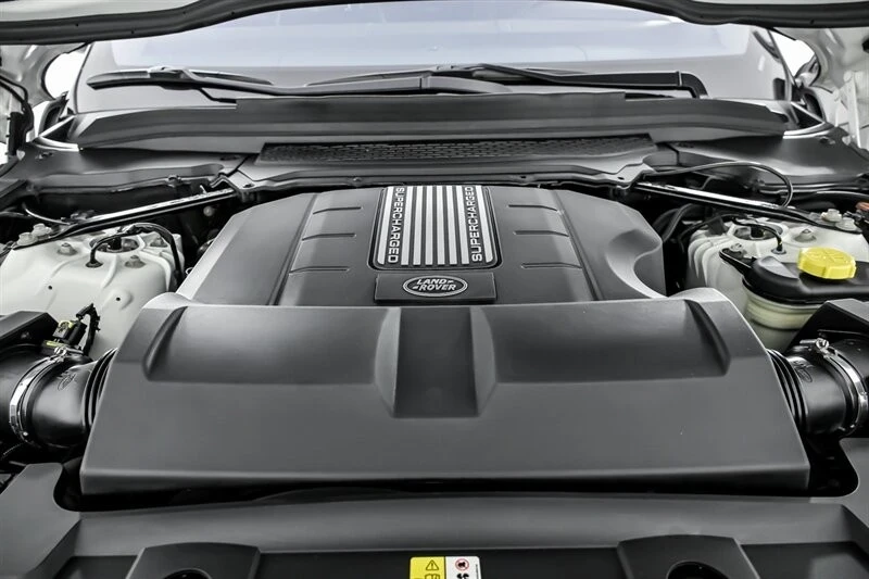 2015 Land Rover Range Rover L405 - Image 17 of 21