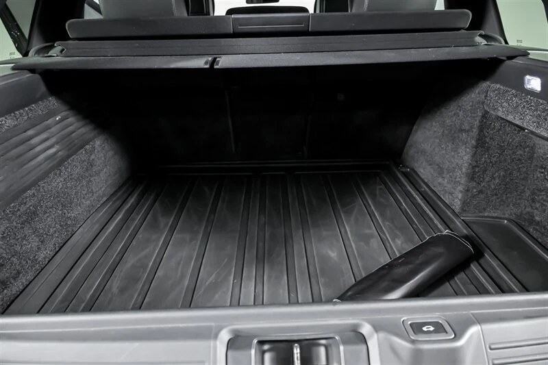 2015 Land Rover Range Rover L405 - Image 16 of 21