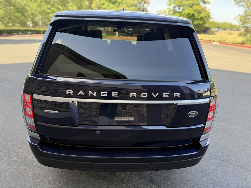 2015 Land Rover Range Rover L405 - Image 14 of 31