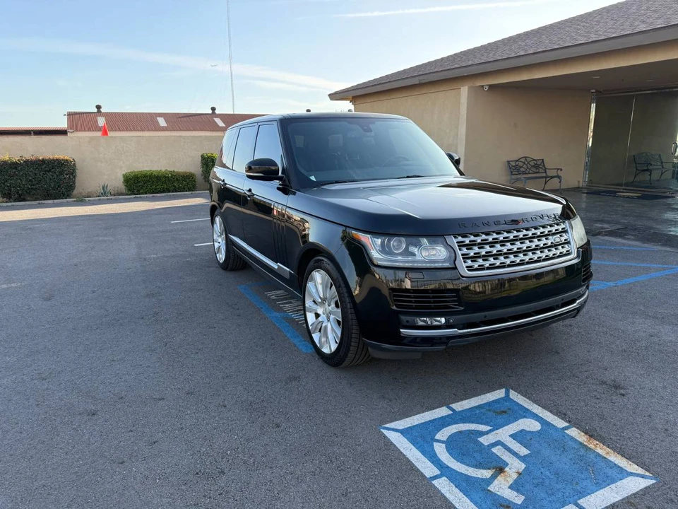 2015 Land Rover Range Rover L405 - Image 11 of 15