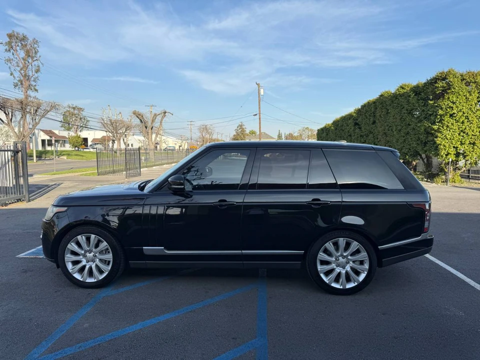 2015 Land Rover Range Rover L405 - Image 6 of 15
