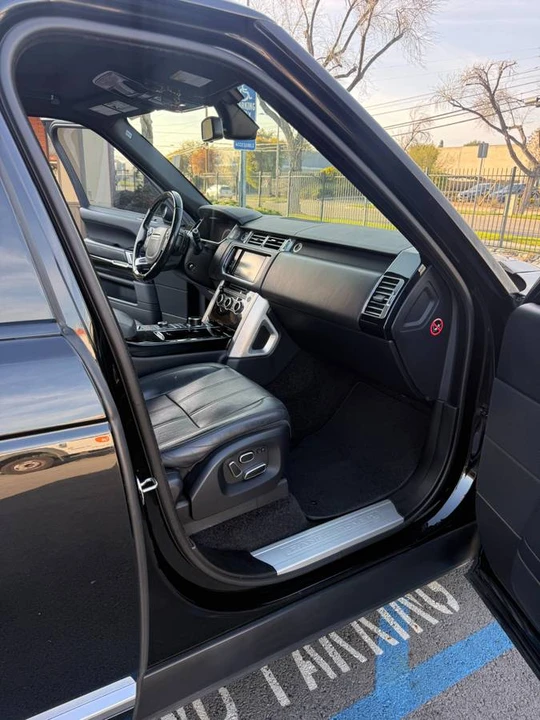 2015 Land Rover Range Rover L405 - Image 5 of 15