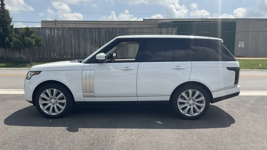 2015 Land Rover Range Rover L405 - Image 2 of 12