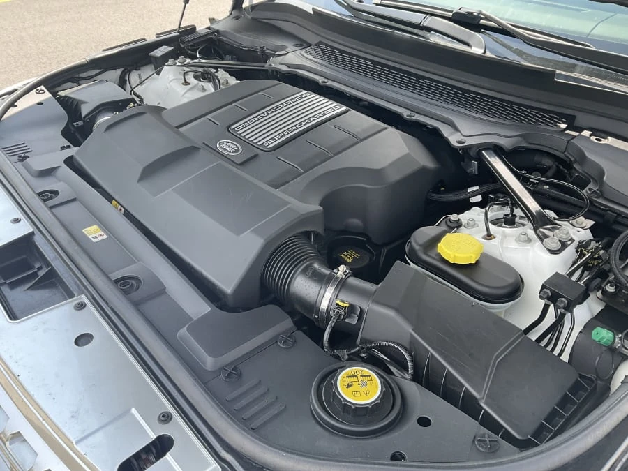 2015 Land Rover Range Rover L405 - Image 11 of 12