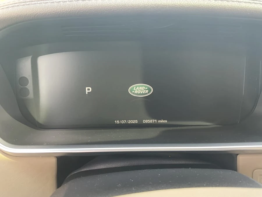 2015 Land Rover Range Rover L405 - Image 9 of 12