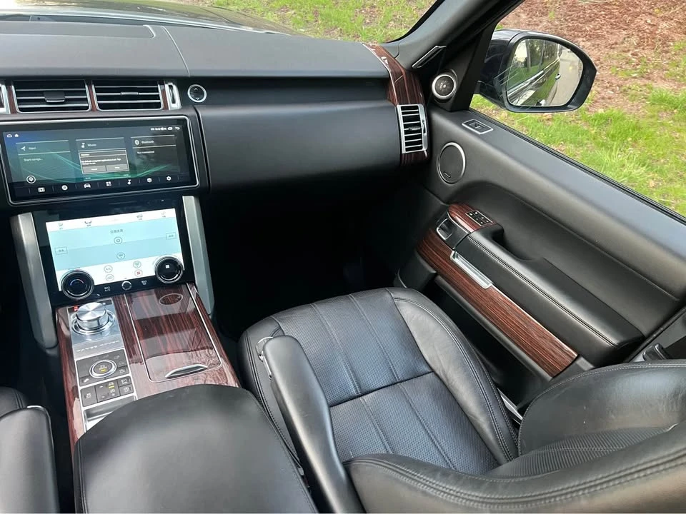2015 Land Rover Range Rover L405 - Image 14 of 20