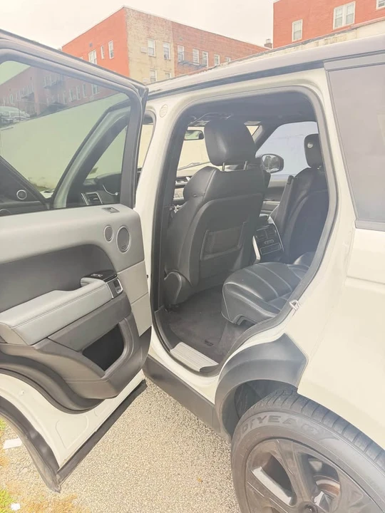 2015 Land Rover Range Rover L405 - Image 13 of 18