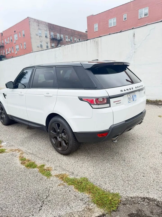 2015 Land Rover Range Rover L405 - Image 5 of 18