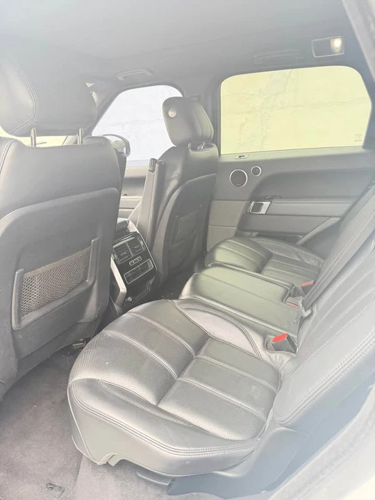 2015 Land Rover Range Rover L405 - Image 9 of 18