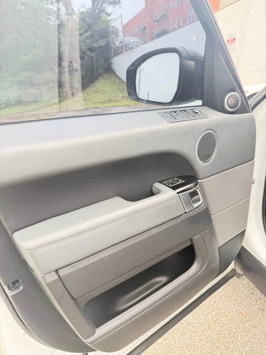 2015 Land Rover Range Rover L405 - Image 12 of 18