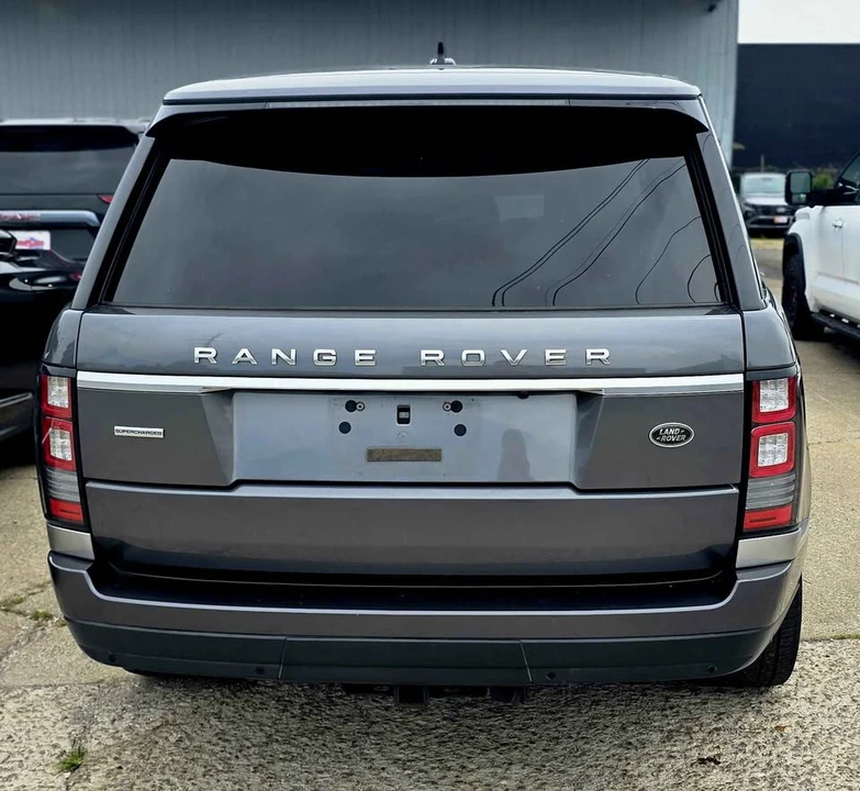 2015 Land Rover Range Rover L405 - Image 3 of 19