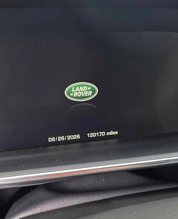 2015 Land Rover Range Rover L405 - Image 11 of 19