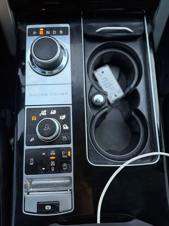 2015 Land Rover Range Rover L405 - Image 17 of 19